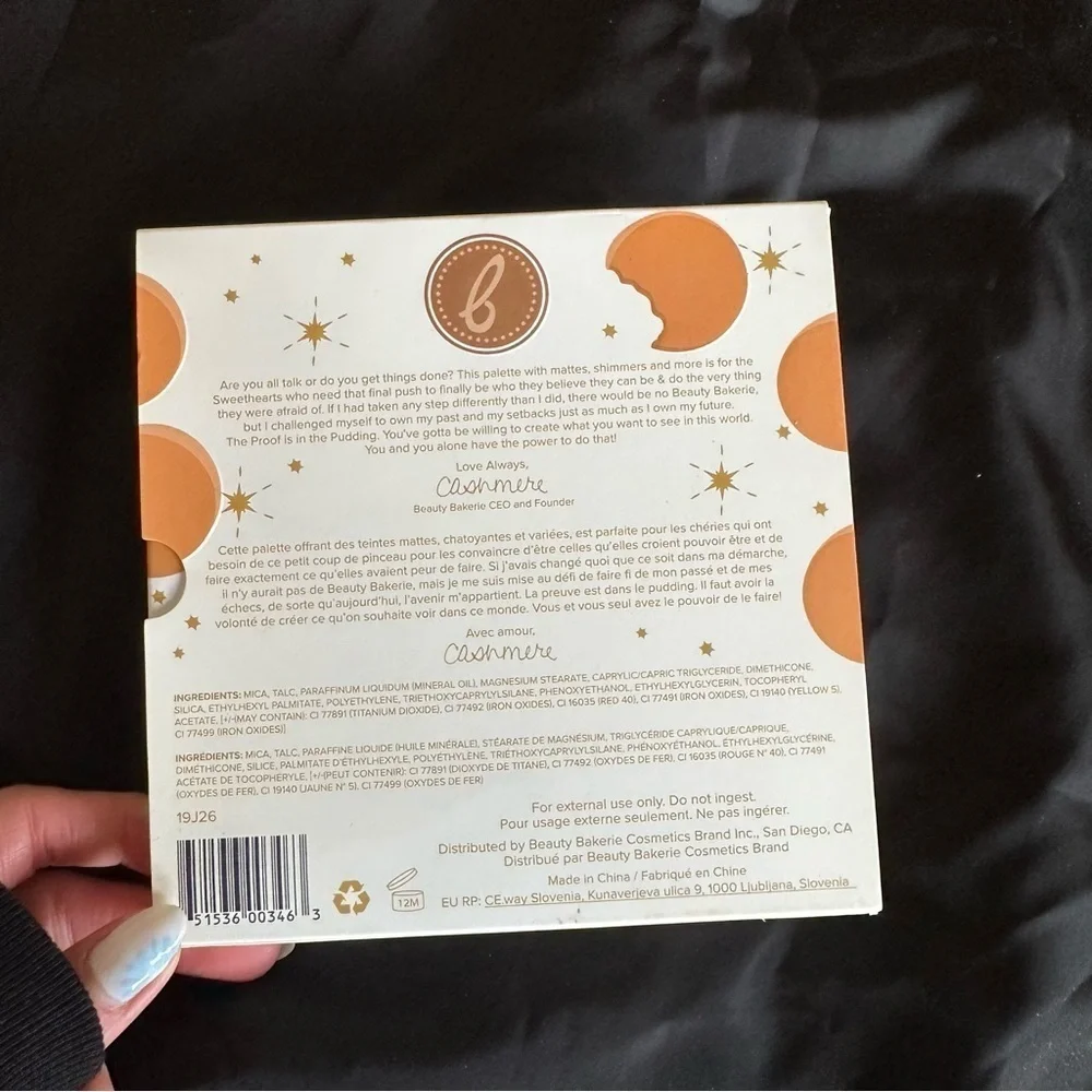Beauty Bakerie Proof is in the Puddin’ Eyeshadow Palette